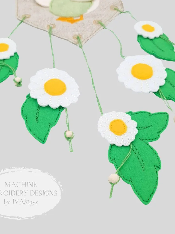 ITH Easter Duck with Daisies Banner Embroidery Design Set, Spring Felt Applique Garland Pattern, 5x7 Hoop File