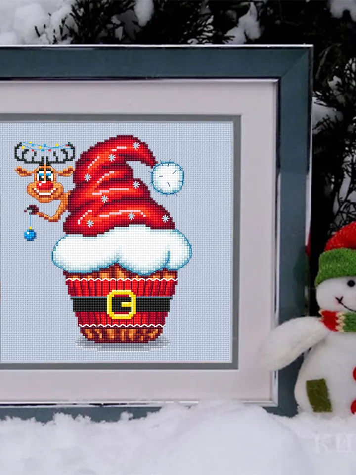 Christmas cupcake cross stitch pattern PDF download Winter dessert cross stitch chart Modern Christmas pattern Cute christmas gift DIY #N38
