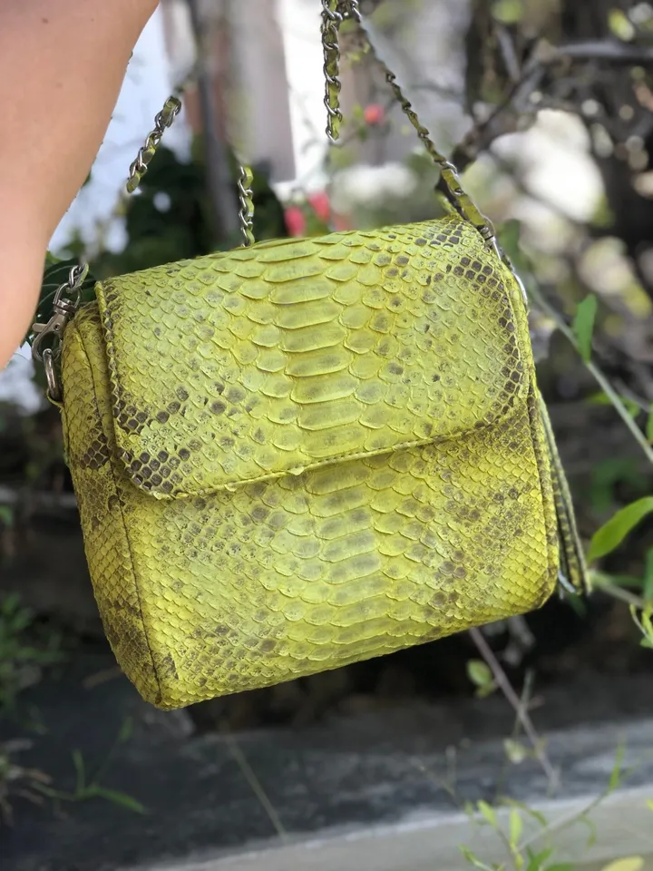 Genuine python skin crossbody chain yellow snake print tassel bag, summer bag elegant leather, snakeprint bag, convertable bag, yellow bag