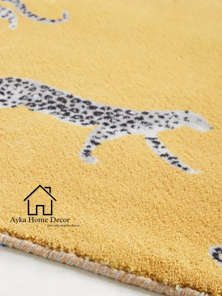 Wildo Soft  Woolen Area Rug By Ayka For Hall Kitchen Living Room Bed Room Bath Room Dining Room Kids Room Carpet Animal / Christmas Gift