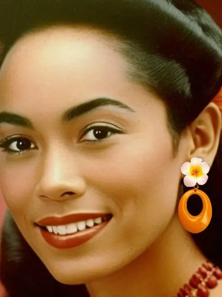 60's Plumeria Hoops - Earrings - Plumeria - Flower Jewelry - Plumeria Jewelry - 1960's Inpsired - Floral Earrings - Glitter Paradise®