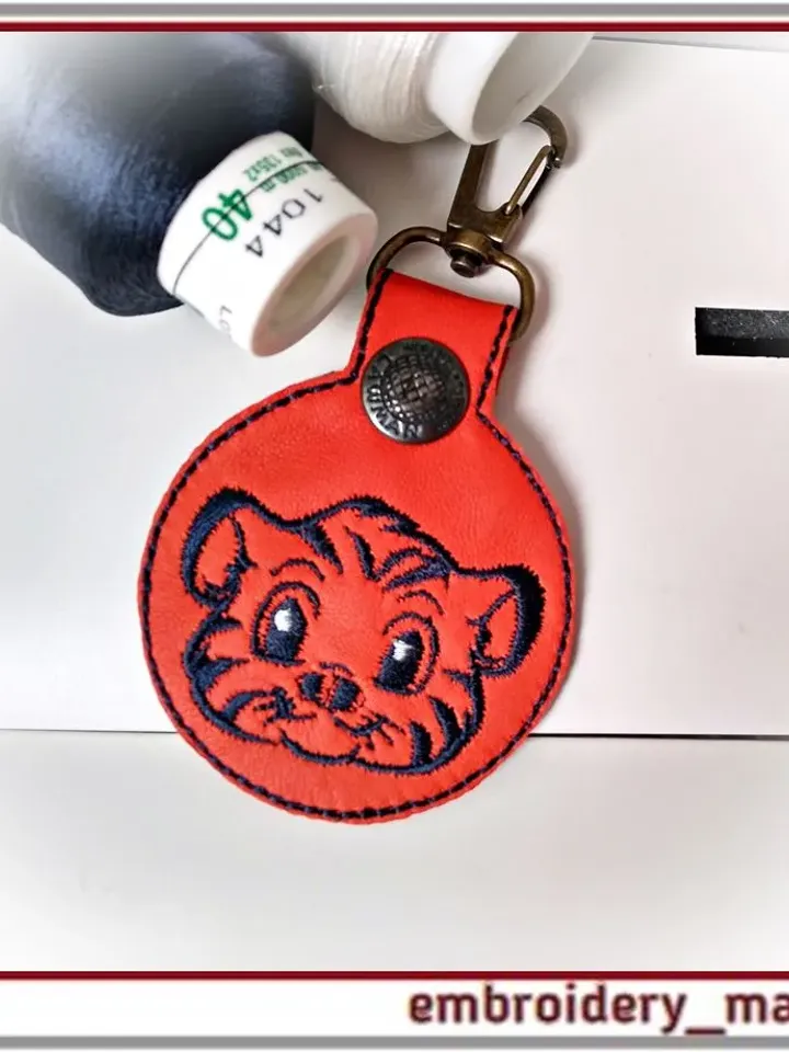 In the hoop Keychain with a tiger embroidery design
