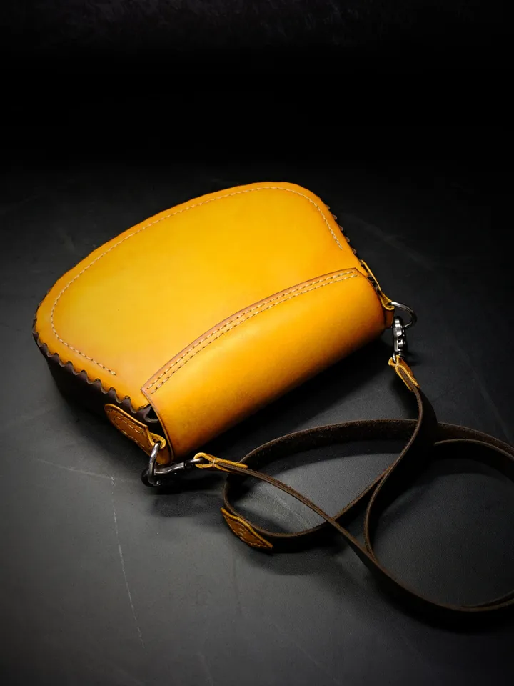 Lady's bag, handbag - NS5 Half-stitchless leather pattern by Woolenpaw