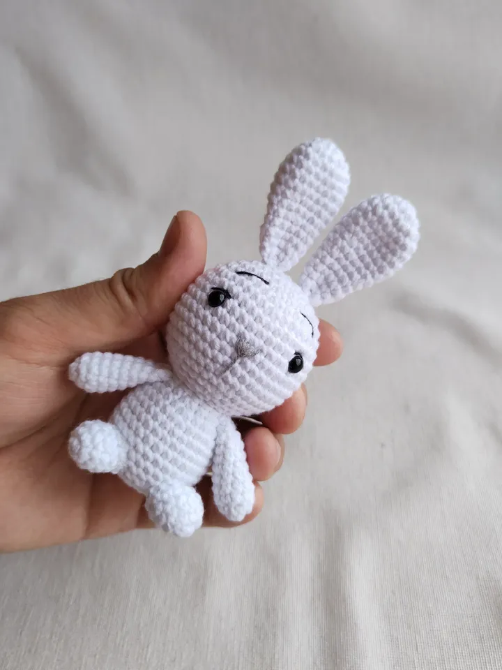 Crochet Easter Bunny pattern, crochet Bunny, crochet animals pattern, amigurumi Bunny