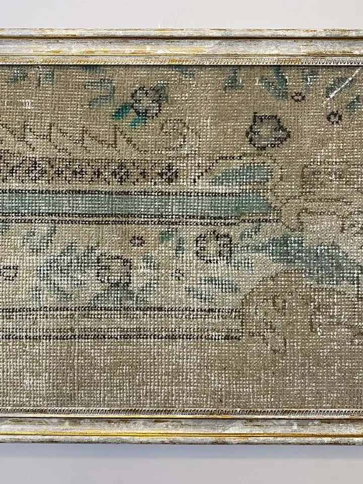 Hand-Woven Vintage Kilim Wall Hangings - Unique Home Decor - 50x70 cm - Boho Chic Woolen Art