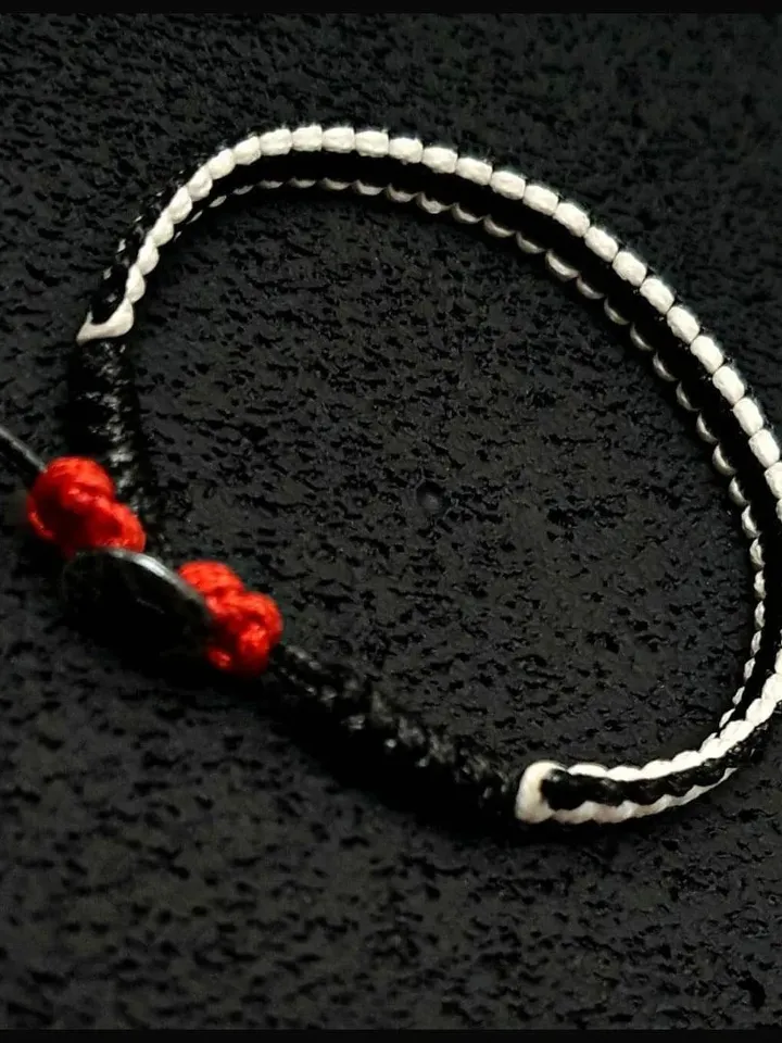 Black and White Macrame Bracelet with Silver Button, Adjustable Closured Wristlet, Stylish Gifts for Men, Friendship Bracelet for Besties