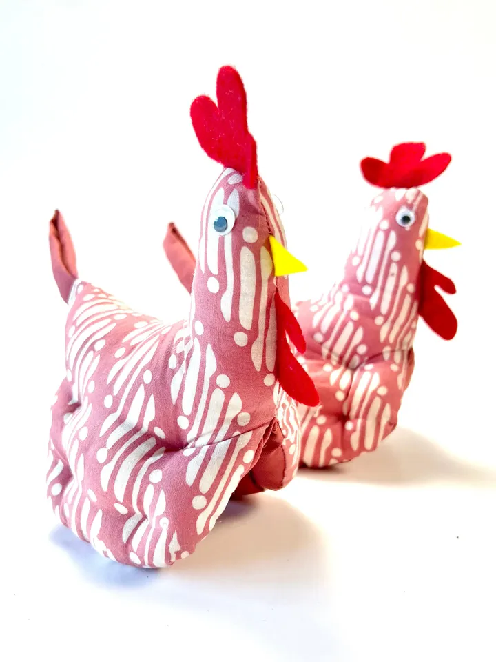 Farmhouse Pot Holders | Chicken Oven Mitts in Pink Batik | Hot Pads