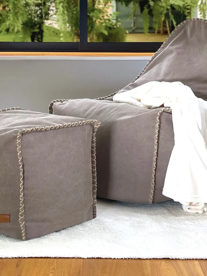 Modern Luxury Puff Salon - Design XXL pouf with padding included and hand finish - Bean Bag Chair Grey
