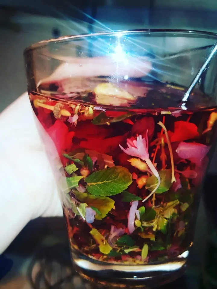 GGW Armenian All Natural 15 Herbal Mix, GMO Free, Eco-Friendly, No Additives, Artificial Flavoring, Coloring, Nor Fragrances