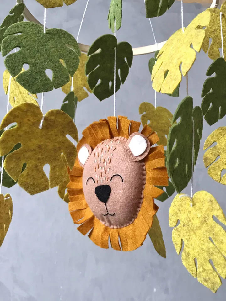 Lion baby mobile neutral nursery decor, Safari baby mobile, Jungle crib mobile