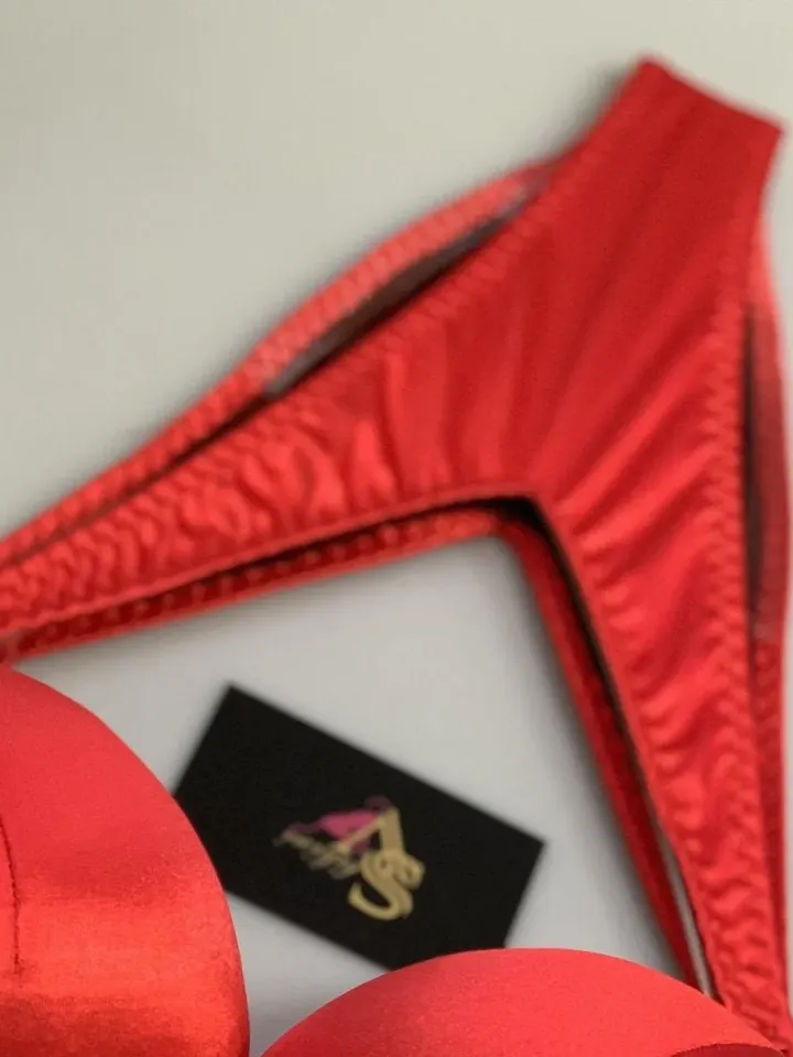 base - fitness bikini
