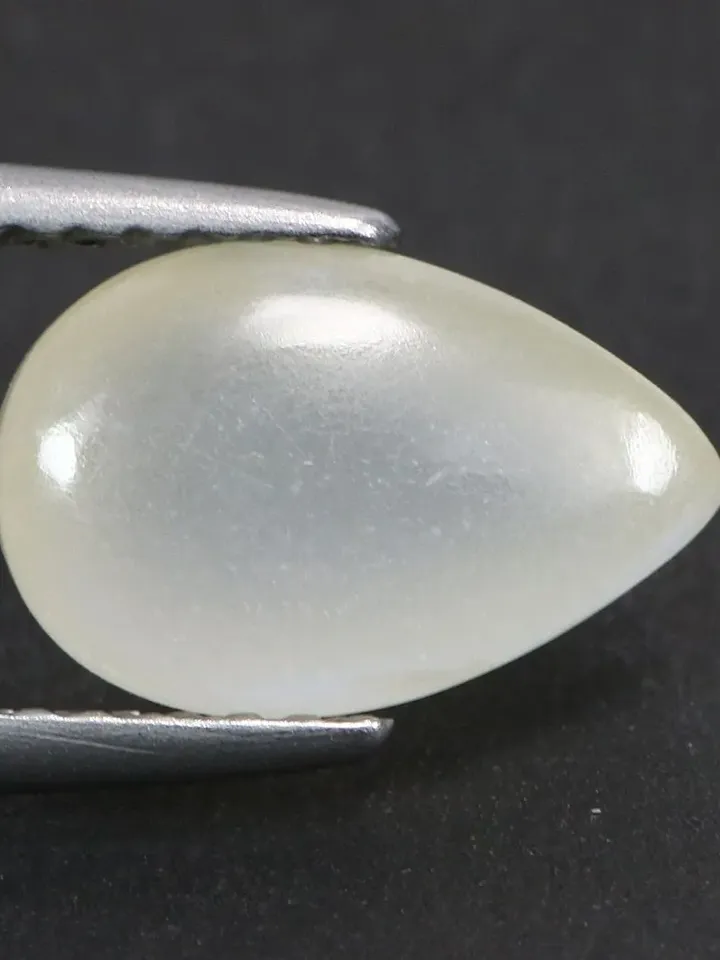 3.10 CT Unique Rare Unheated 100% Natural Moonstone Cabochon From India