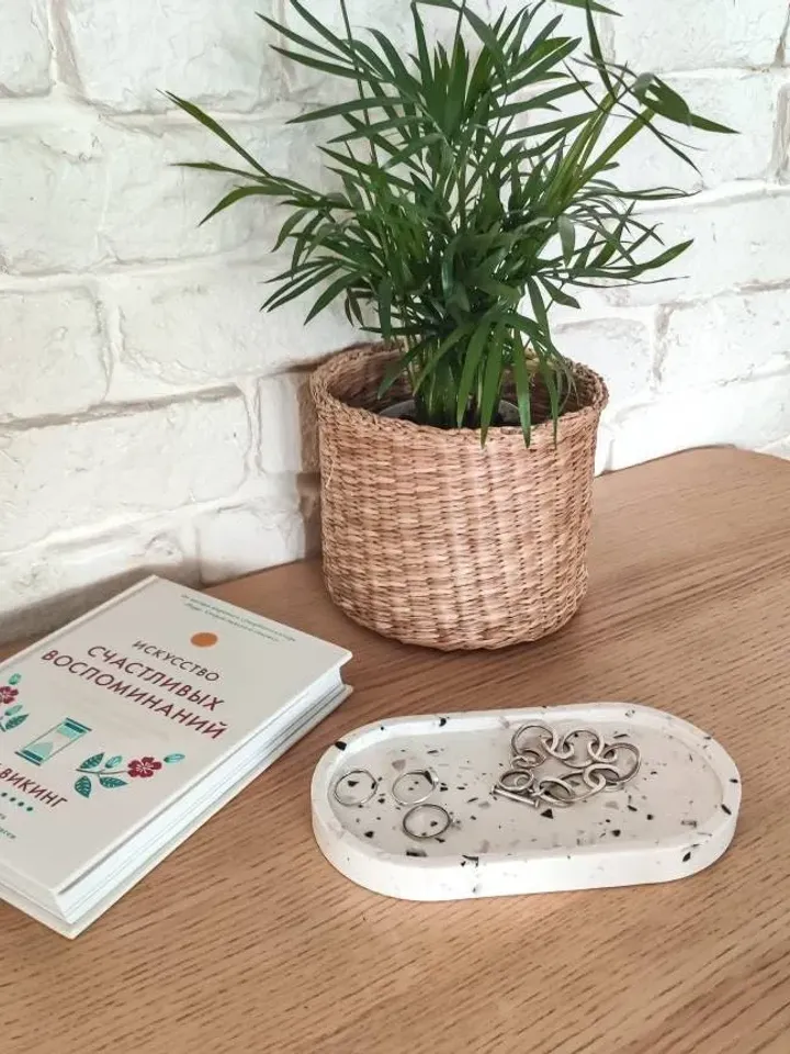 Terrazzo oval tray