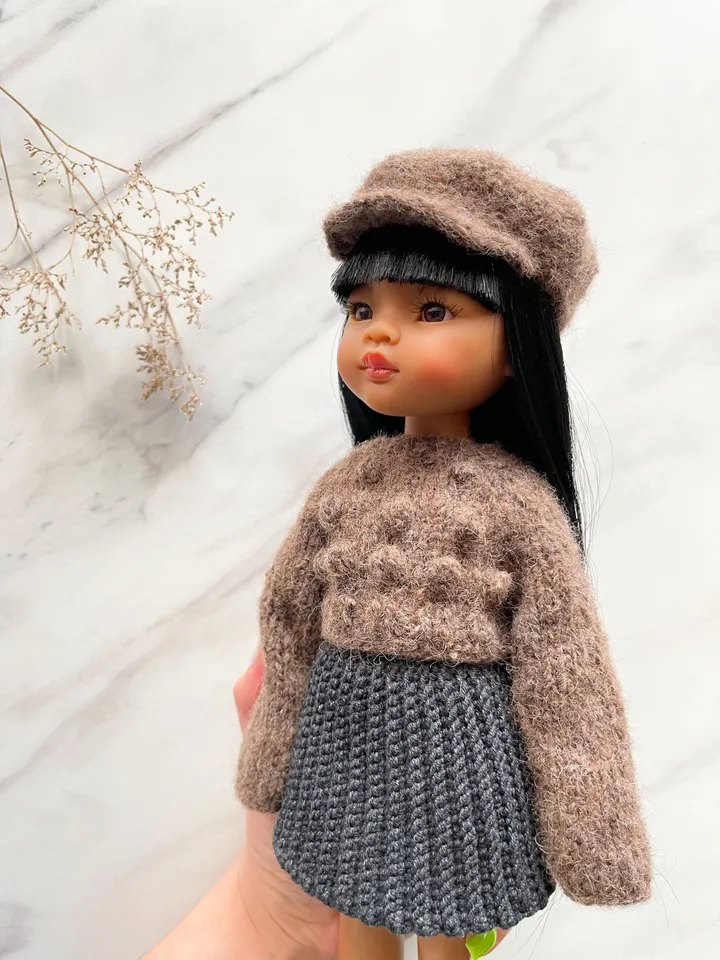Paola Reina “Popcorn” outfit alpaca shortened sweater and hat with cotton skirt