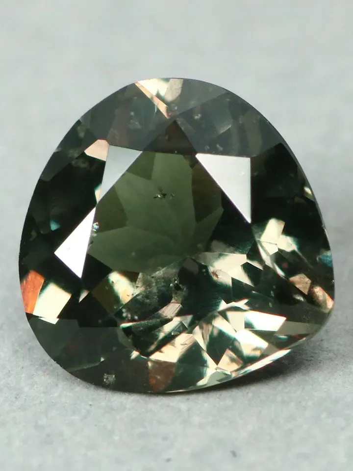 1.08 CT Stunning Rarest Unheated 100% Natural Color Change Garnet Tanzania