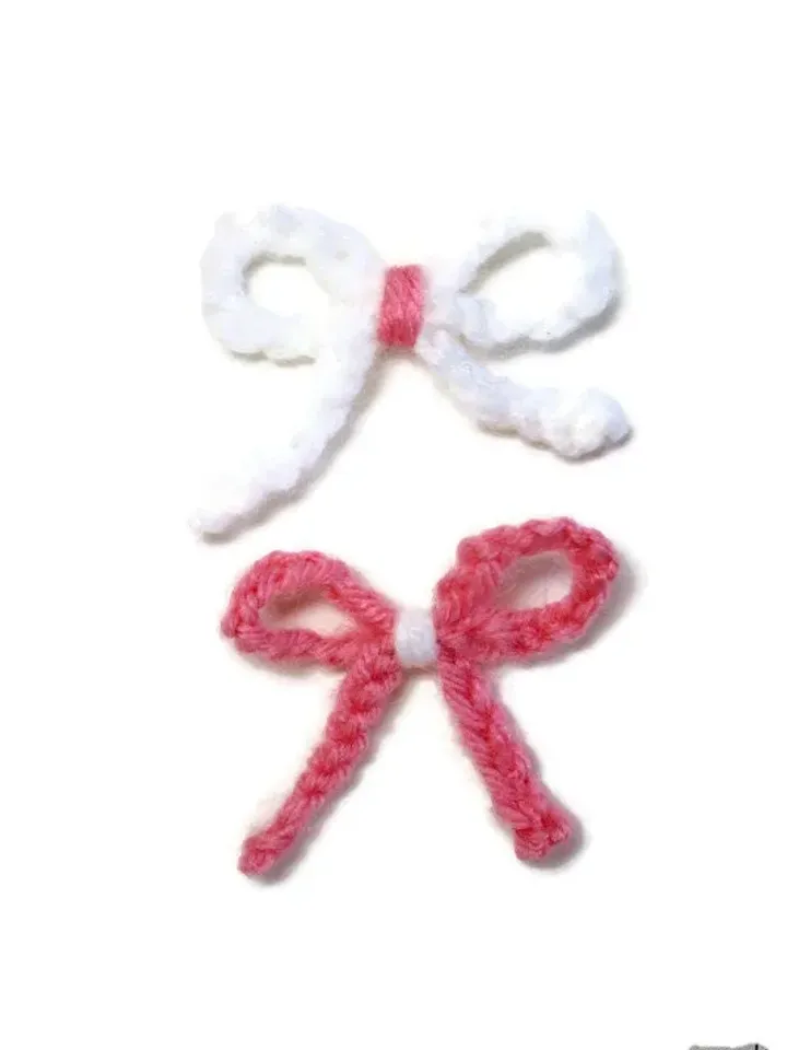 Pink and White Tied Crochet Yarn Bows on Nylon Headbands Set, Newborn Photoshoot Prop, Baby Shower Gifts, New Baby Head Wrap, Mini Hair Ties