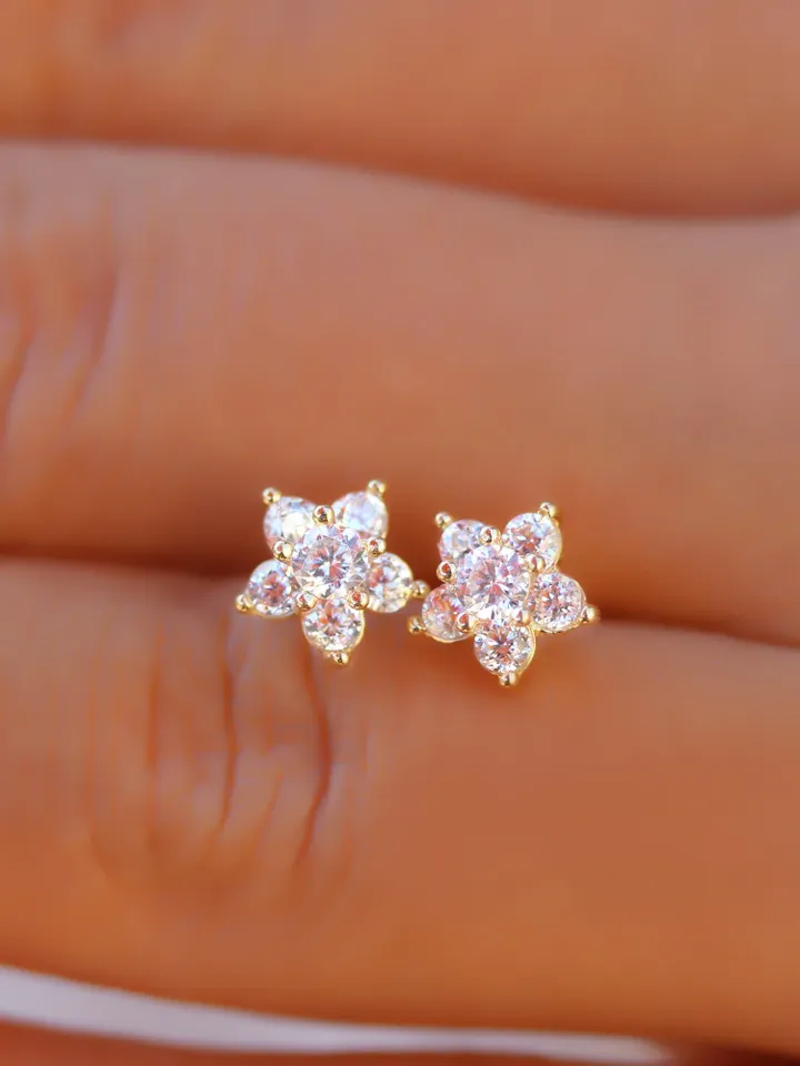 FLOWER STUD EARRINGS | Round Cut Moissanite Diamond Wedding Gold Stud Earring | 14k Solid Gold Flower Shape Push Back Stud Earrings