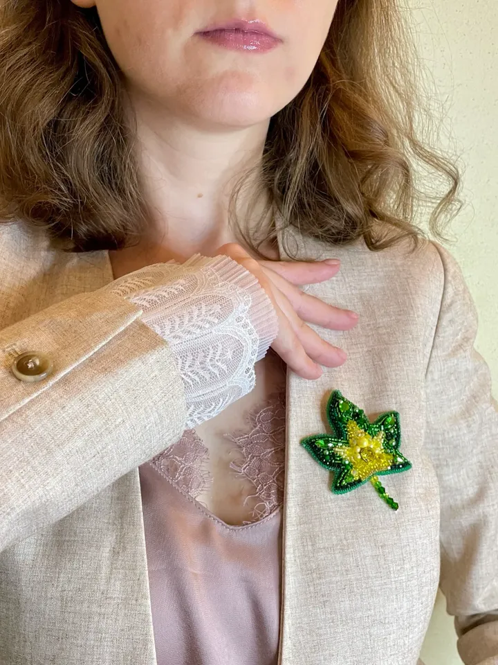 Beaded Leaf Brooch in Yellow and Green Colors, Handmade Embroidered Accessory, Fancy Pin Brooch, Green Leaf
