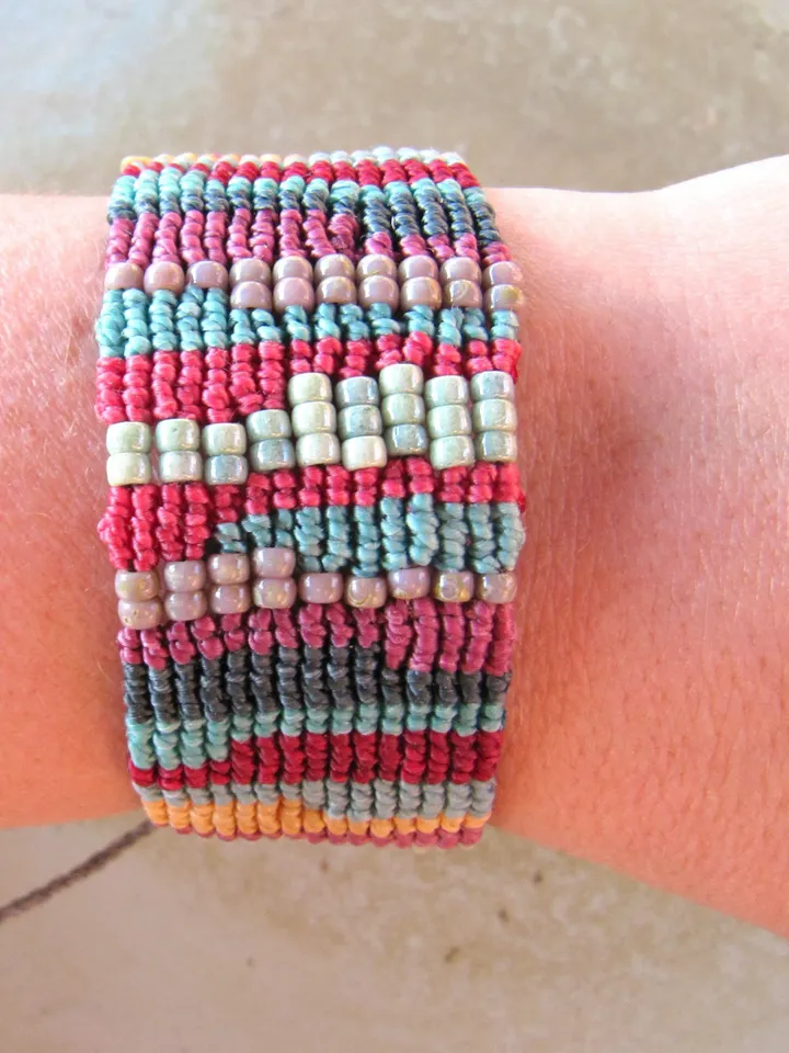 Macrame bracelet, knot bracelet, hippie bracelet, boho bracelet, ethnic jewelry, macrame jewelry, women bracelet, unisex bracelet, gift