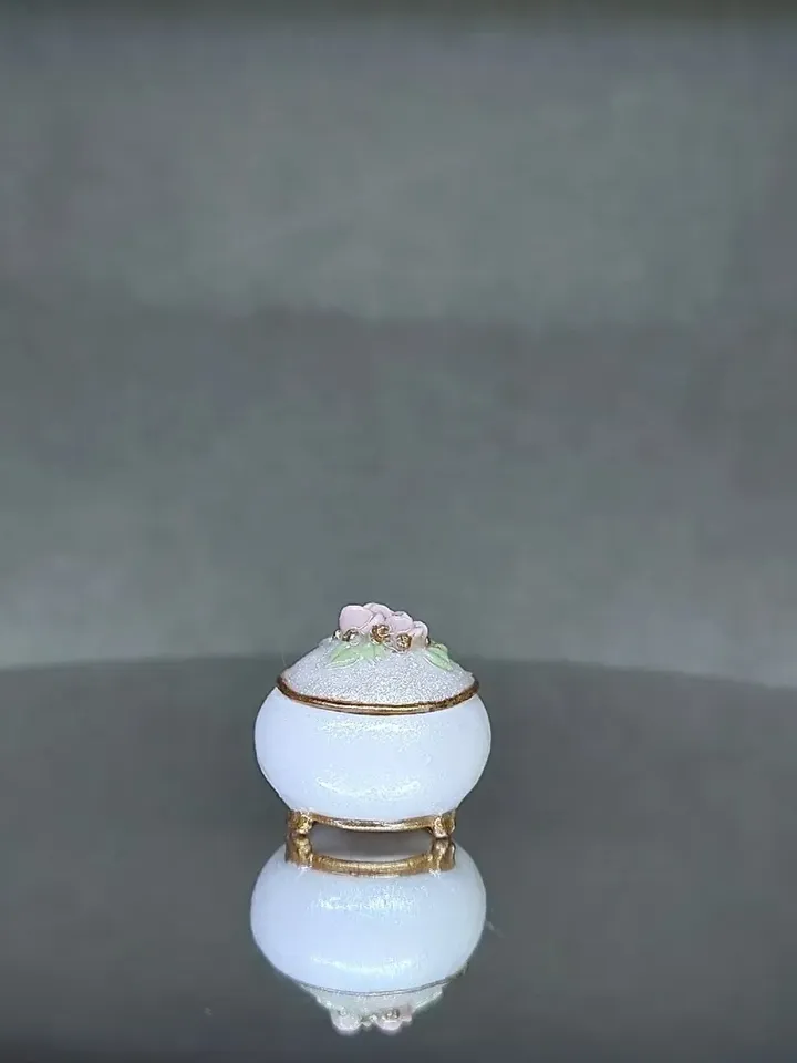 Miniature Jewelry Box 1:12, Dollhouse Jewelry Box white, Dollhouse Decor, Miniature Round Jewelry Box, Flower Box