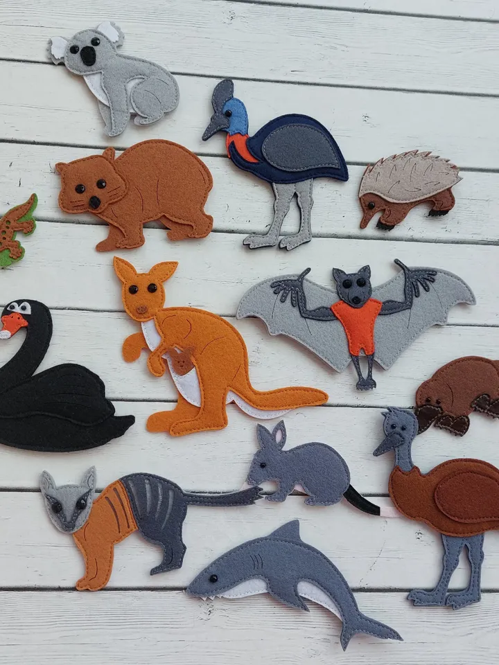 Felt set of 13 Australian animals, Felt board Story, Tactile Book, MONTESSORI TOY, Felt Board Play Mat