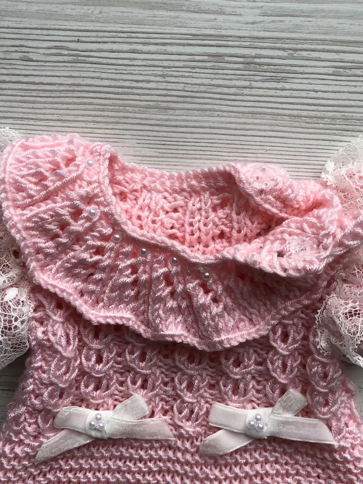 Pink knit romper with headband and booties for baby girl. Pink outfit with ivory lace, pearls and ribbon for baby. Hand made clothing set.