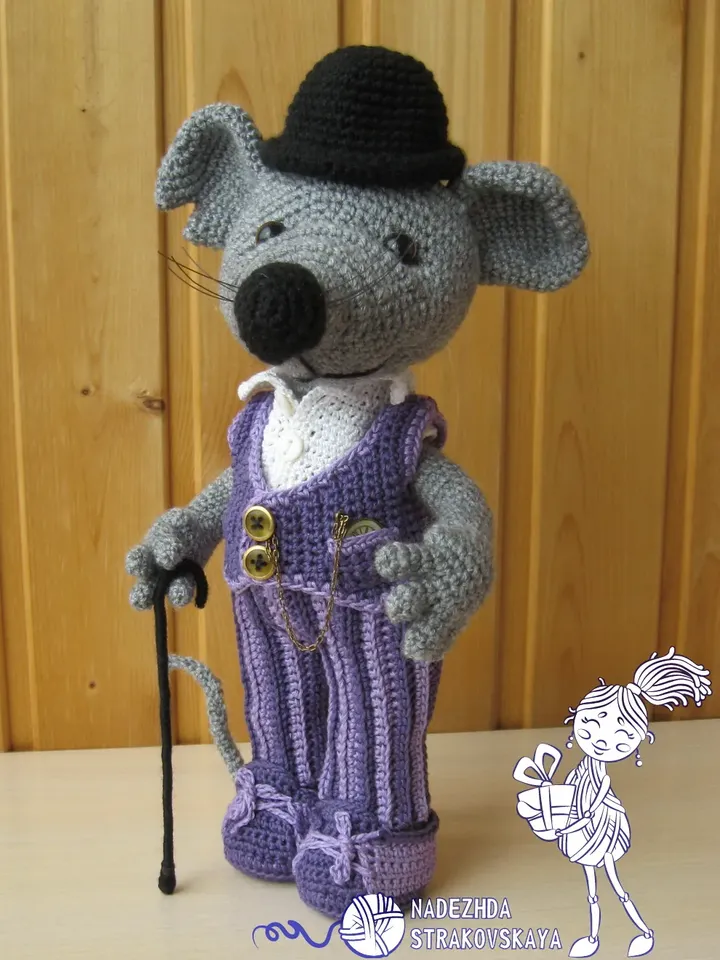 PATTERN: Daddy Mouse - tattered ear crochet pattern*