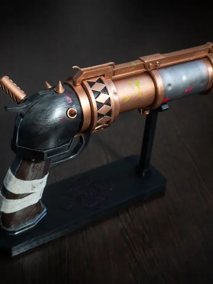 Jinx Gun Cosplay Prop – League of Legends Arcane Weapon
