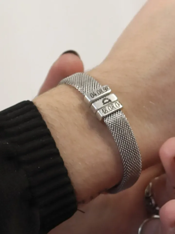 Articulated Mesh Bracelet Personalized, Silver Flat Knitted Wrap Cuff with Name Date Charms, Vintage Style Mesh Chain Engraved Bracelet