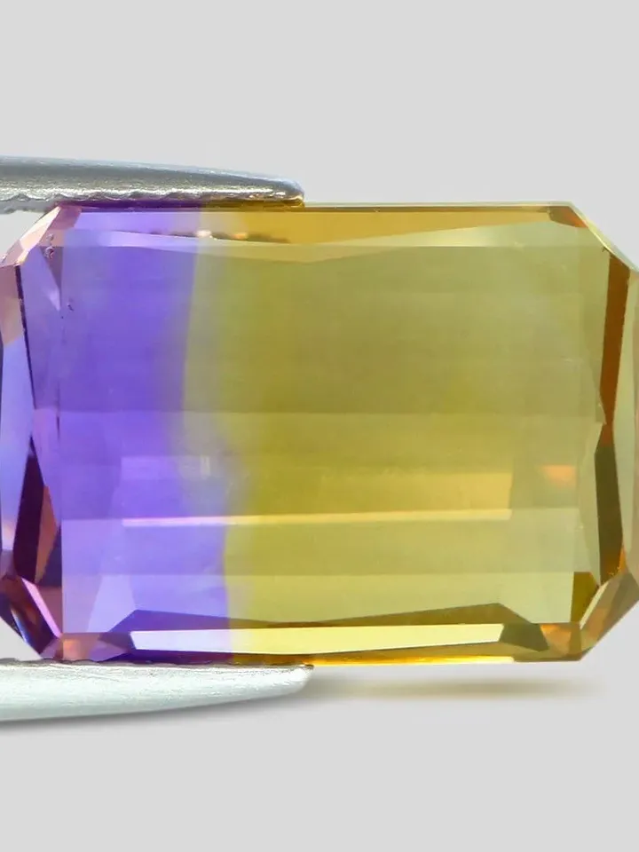 9.01 CT Sensational Rarest Bi Color Unheated 100% Natural Bolivia Ametrine