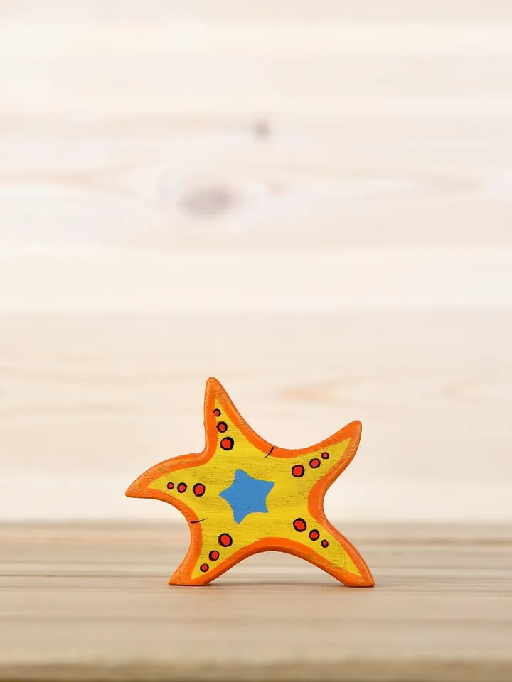 Wooden Starfish figurine Finger fish figure Sea star