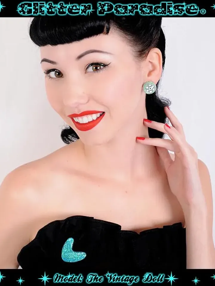 Atomic Boomerang Glitter Dust - Brooch - Boomerang - Mid-Century Modern - 50s - 60s - Lucite - Boomerang Brooch - Retro - Glitter Paradise®