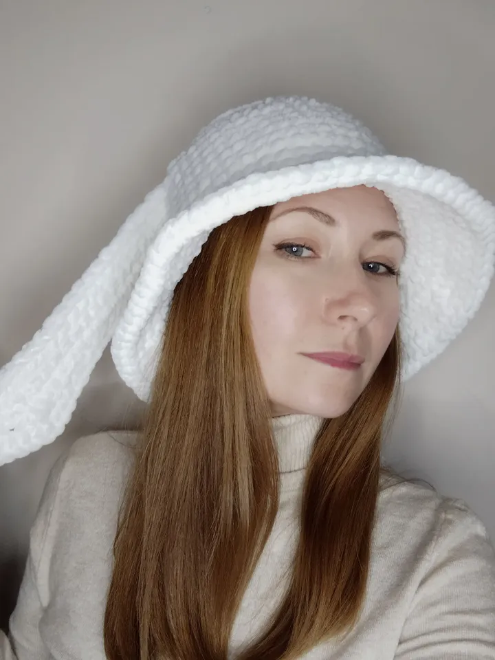 White bunny bucket hat with bunny ears Fluffy bucket hat crochet Gift for teens