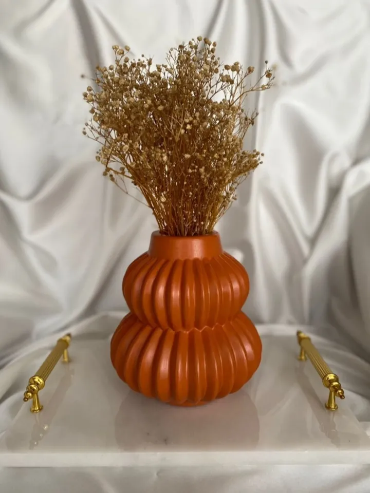Scandinavian Style Ceramic Unique Flower Vase,Vase for dried flowers,Minimalist Style Bud Vase,for living room Bookshelf decor,house gift