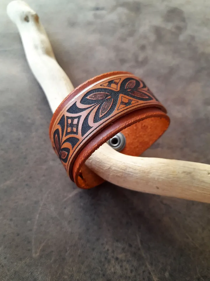 Ethnic Leather Bracelet, Native American Indian, Southwestern, Unisex, Gender Neutral, Full Grain Leather Cuff