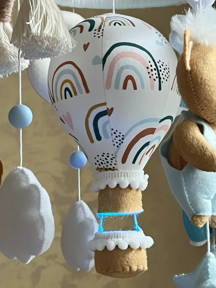 Hot air balloon mobile with animals, baby shower gift, baby boy mobile