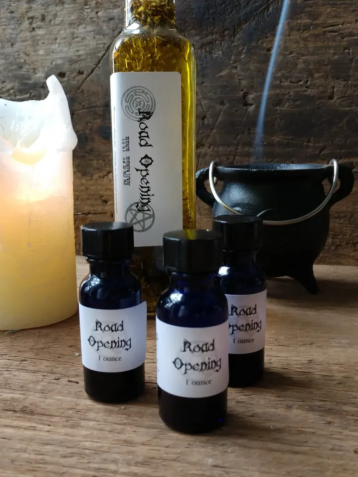 Road Opening Oil, Witches Road Opening Oil, Success Spell Oil for Rituals, Road Opener Traditional Recipe Witch's Oil