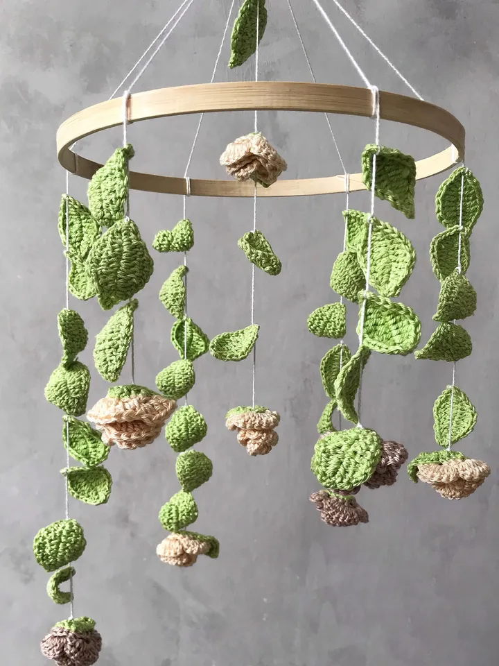 Flower baby girl mobile crochet. Boho crib mobile girl. Baby girl gift set with booties and headband