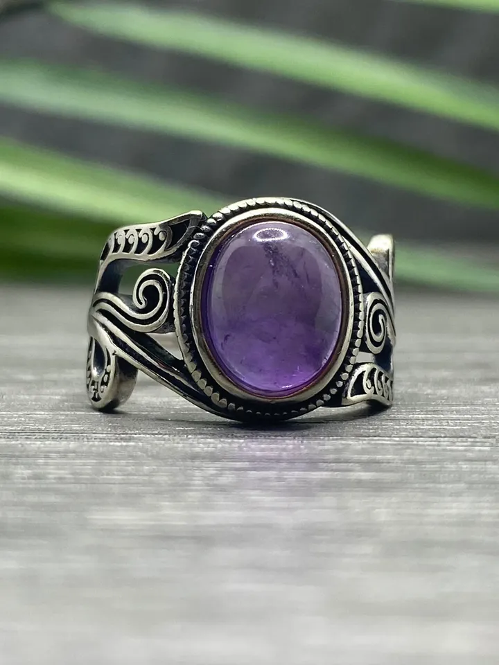 925 Silver Amethyst Gemstone Ring, Amethyst Ring, Silver Amethyst Ring, Gothic Ring, Vintage Ring, Vintage Gothic Ring, Purple Gemstone Ring