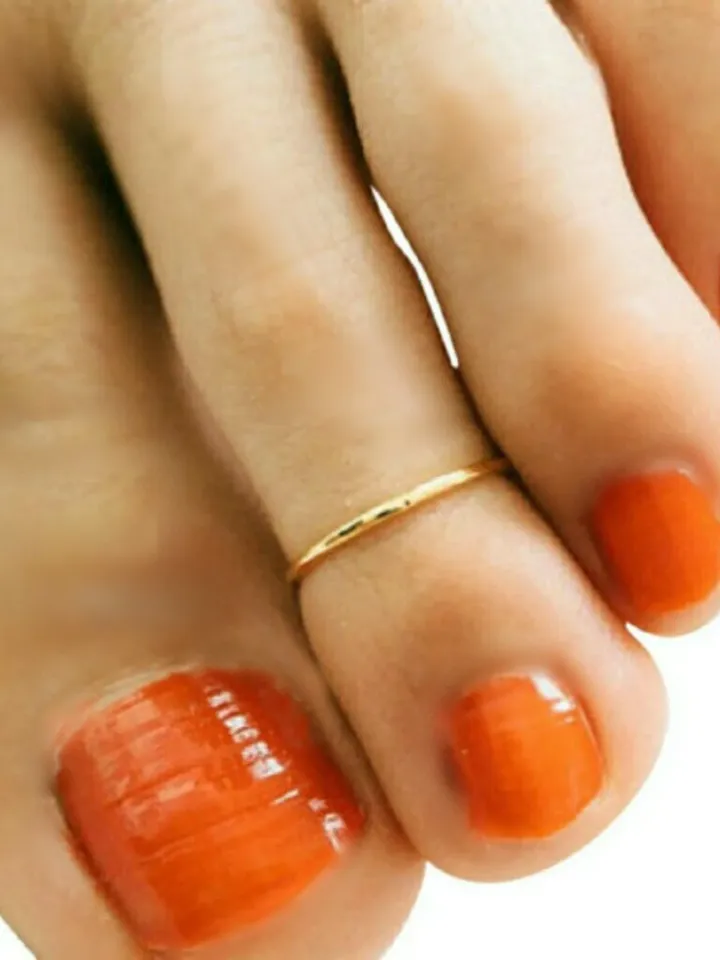 Gold Toe Ring, 14k Gold Filled, 14k Gold Toe Rings, 1mm Thin Plain Band, Not open toe ring, Closed Toe Rings, Real Gold Toe Rings