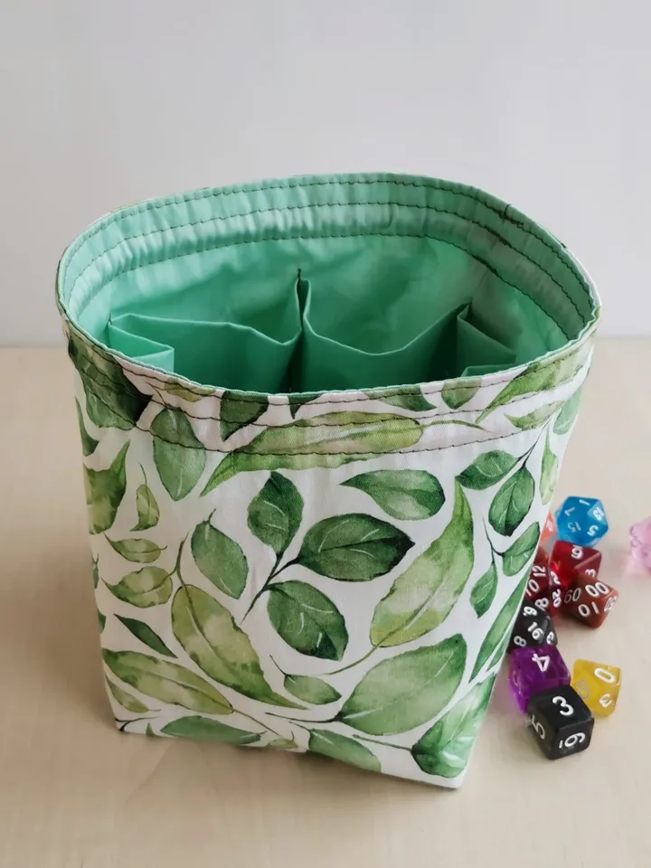 Large dice bag with pockets for 150-200 dice Green leaves