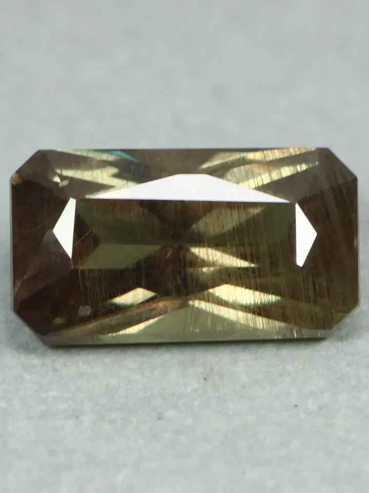 1.15 CT Stunning ! Very Rare Unheated 100% Natural Color Change Garnet Tanzania