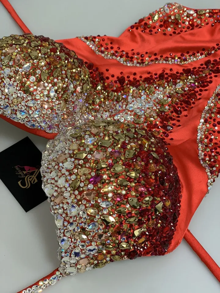 Coral passion - Monokinis in stones