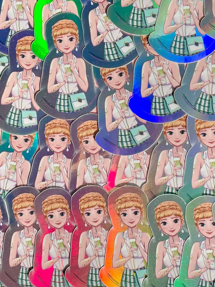 Queen Modern Princess Holographic Sticker | Hydroflask Sticker | Laptop Sticker | Phone Sticker | Small Gift | Kids Gift |Glitter