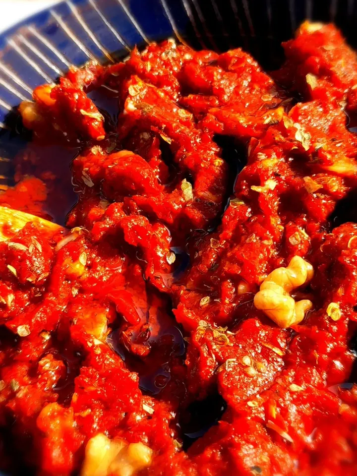 Acuka | Handmade Organic Pepper & Tomato Paste with Walnut, Olive Oil, Garlic and Spices