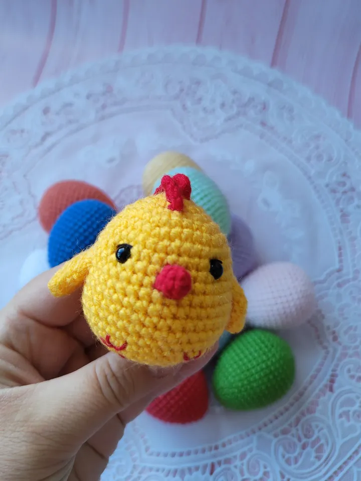 Crochet chick pattern, Easter chick, amigurumi chick