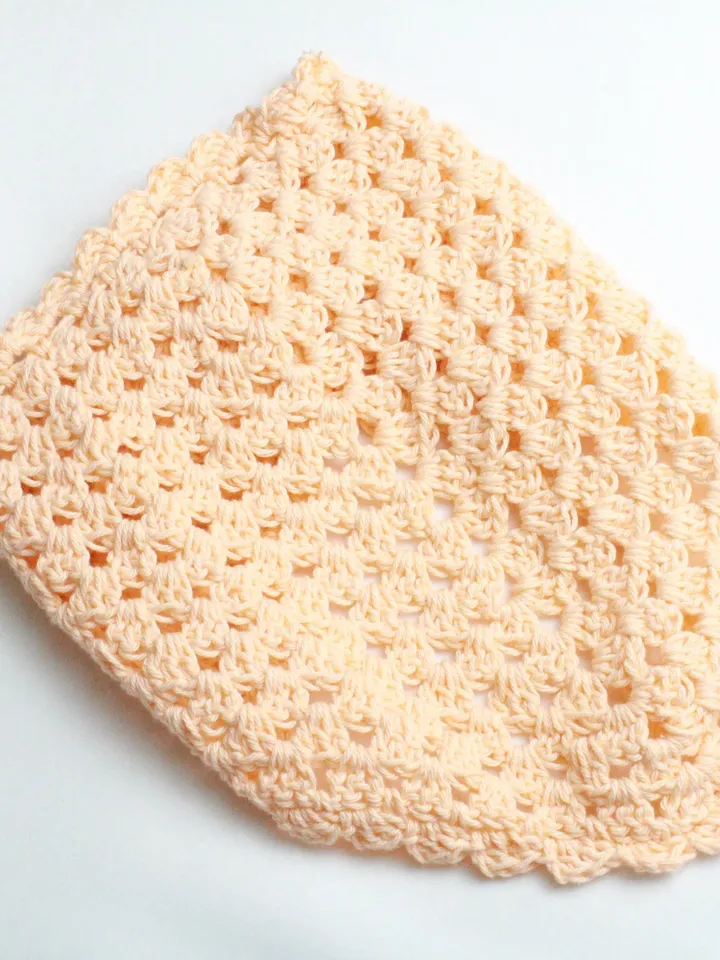 Gehäkeltes rosa Bandana Kopftuch für Frauen und Mädchen Schickes Dreiecktuch aus Baumwolle Italienisch vintage Kopfbedeckung Sonnenschutz