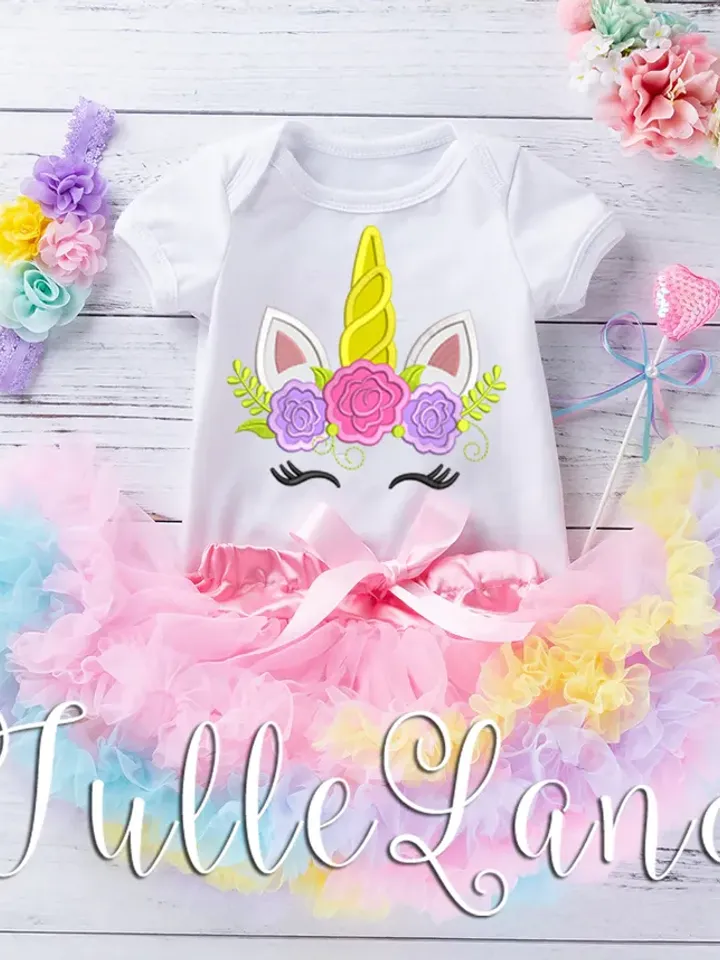 Cute Unicorn Face with flowers Floral Unicorn Design Applique for Machine Embroidery