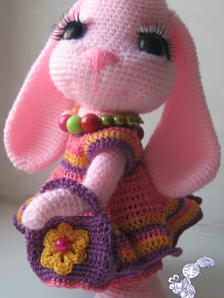 TUTORIAL: Outfit and Handbag for amigurumi (bunny, doll, bear) crochet pattern*