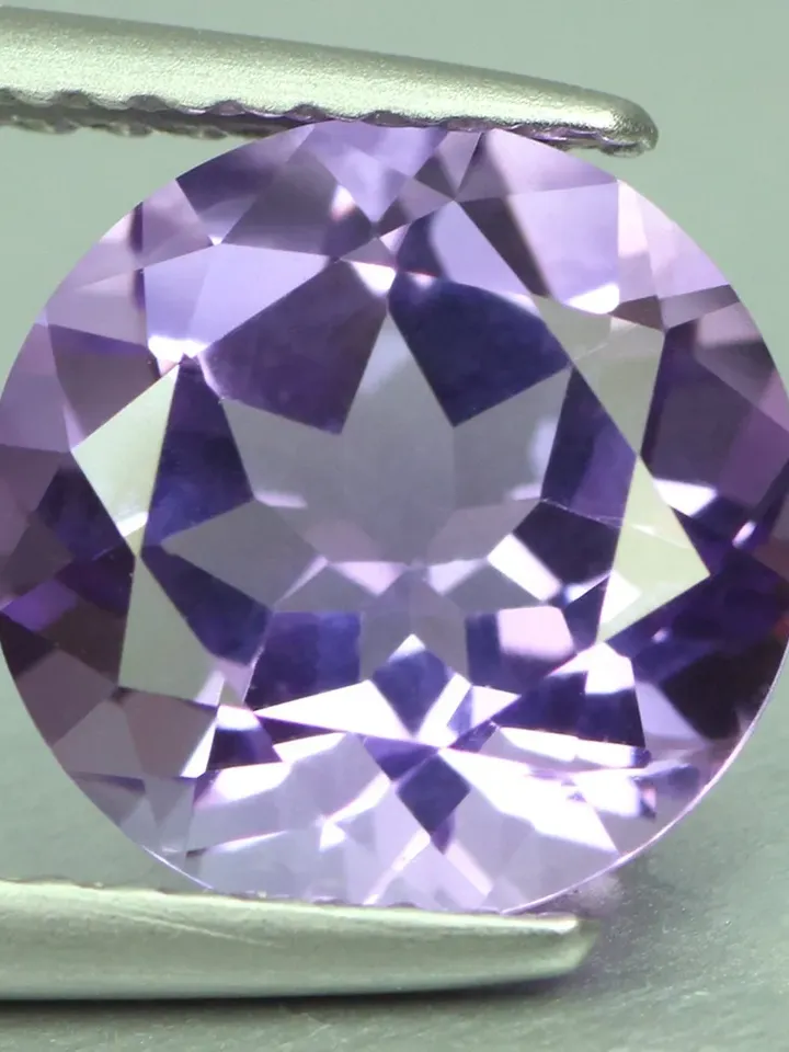 2.39 CT Flawless Mind Blowing 100% Natural AAA Grade Color Purple Amethyst From Bolivia